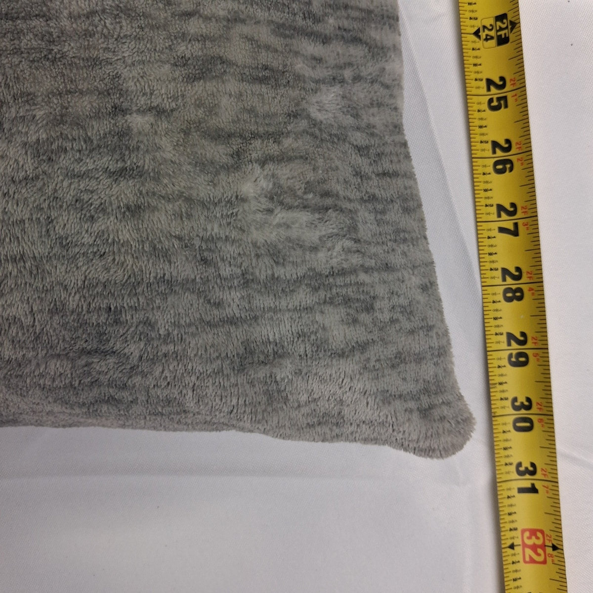 UGG Classic Sherpa Crash Pad (Corey model, sized 72x30) Grey, Kids Mat, Dog Bed