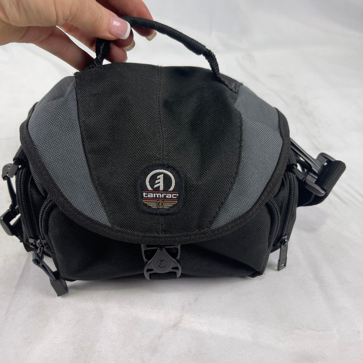 Tamrac Camera Bag Black Grey Padded Shoulder Strap DSLR Mirrorless Lens