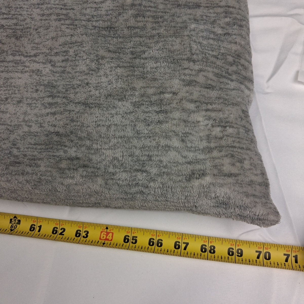 UGG Classic Sherpa Crash Pad (Corey model, sized 72x30) Grey, Kids Mat, Dog Bed