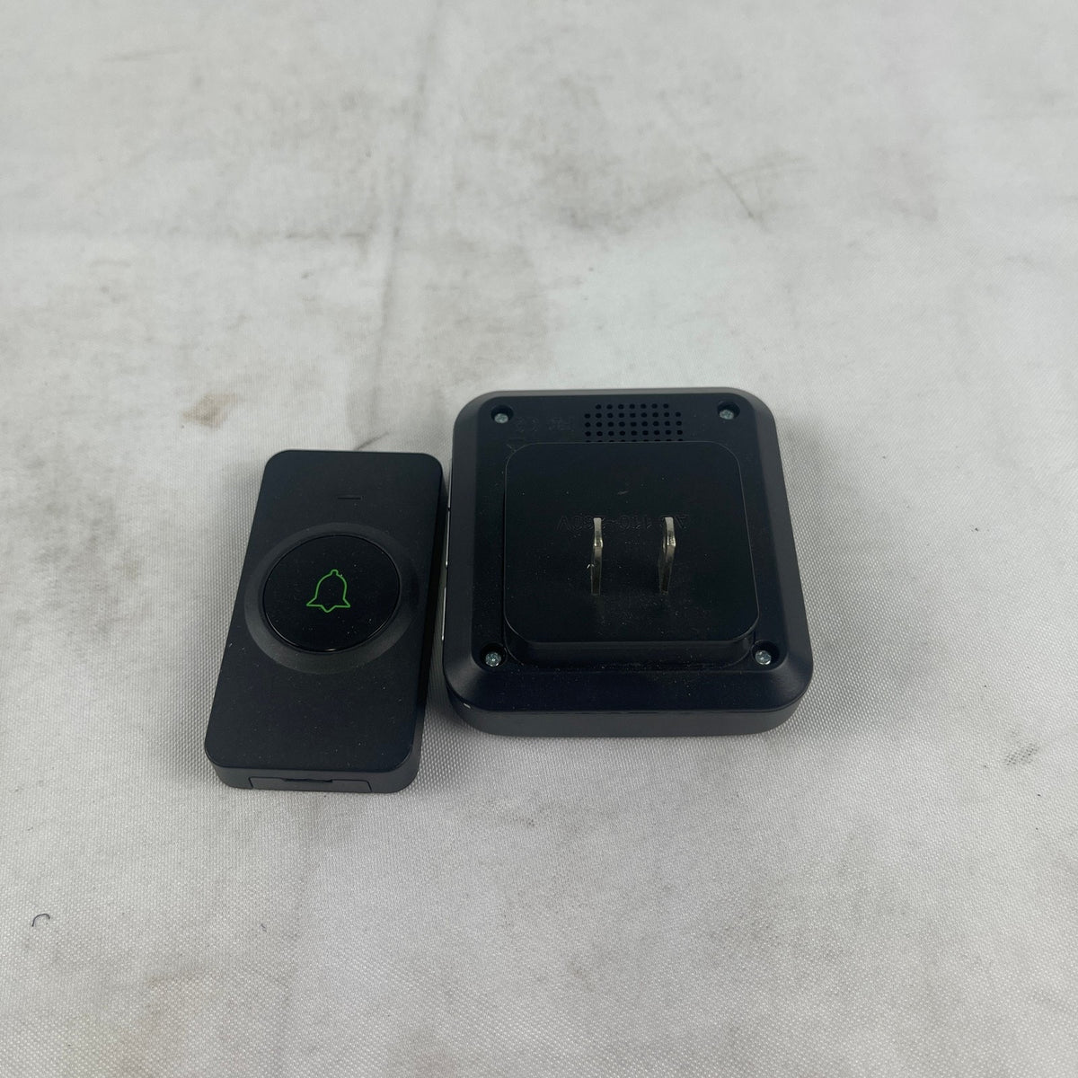 AVANTEK Model C Wireless Doorbell Chime Kit Plug-in Receiver Push Button Black