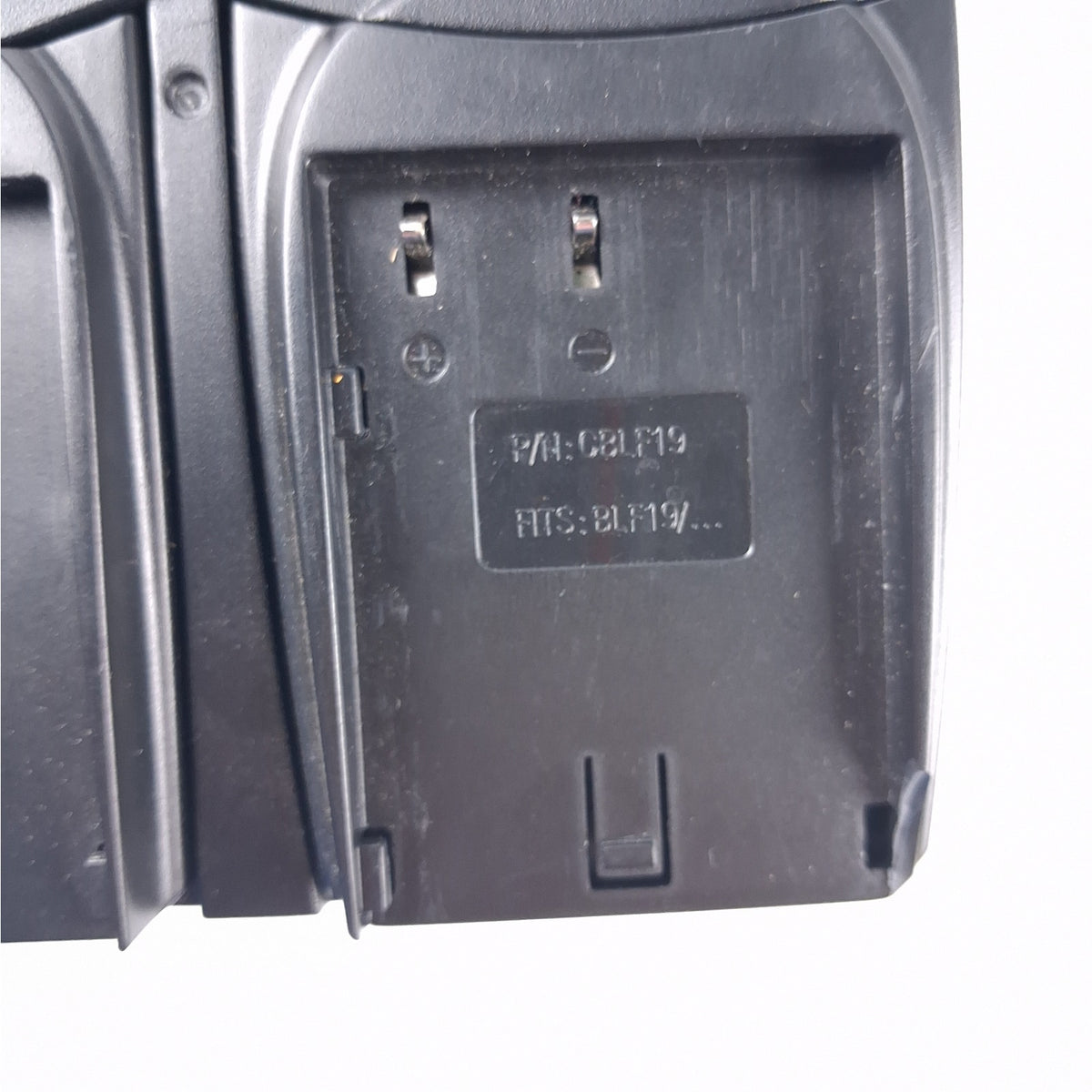 Watson Duo LCD Battery Charger with 2x DMW-BLF19 Plates for Panasonic GH4 GH5 G9