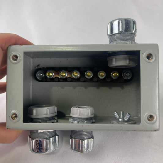 Industrial Watertight Electrical Junction Box Enclosure 300-705 w/ Cable Glands