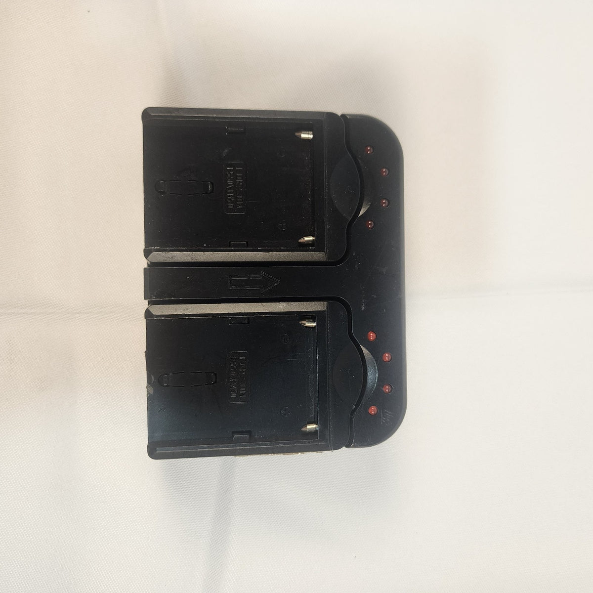FotodioX OEM Replacement Parts Battery Charger PN201 for NP-F550 7.4V 2200mAh