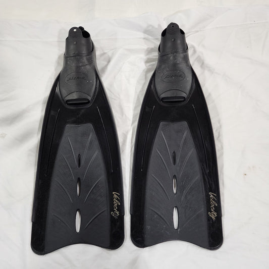 Aeris Velocity Full Foot Fins Childrens Flippers Black XXS