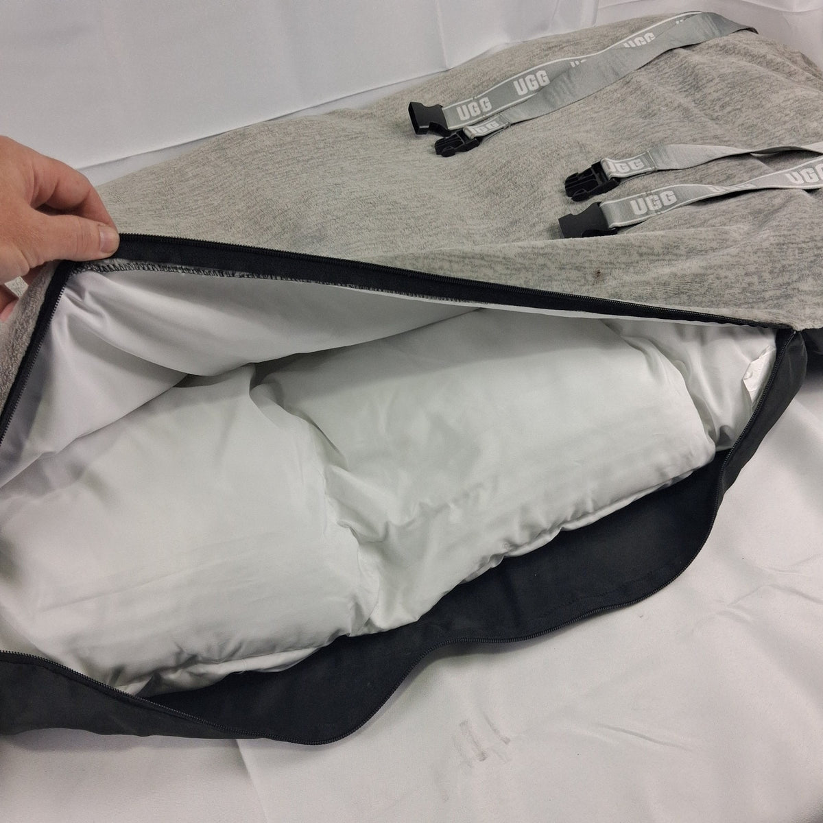 UGG Classic Sherpa Crash Pad (Corey model, sized 72x30) Grey, Kids Mat, Dog Bed