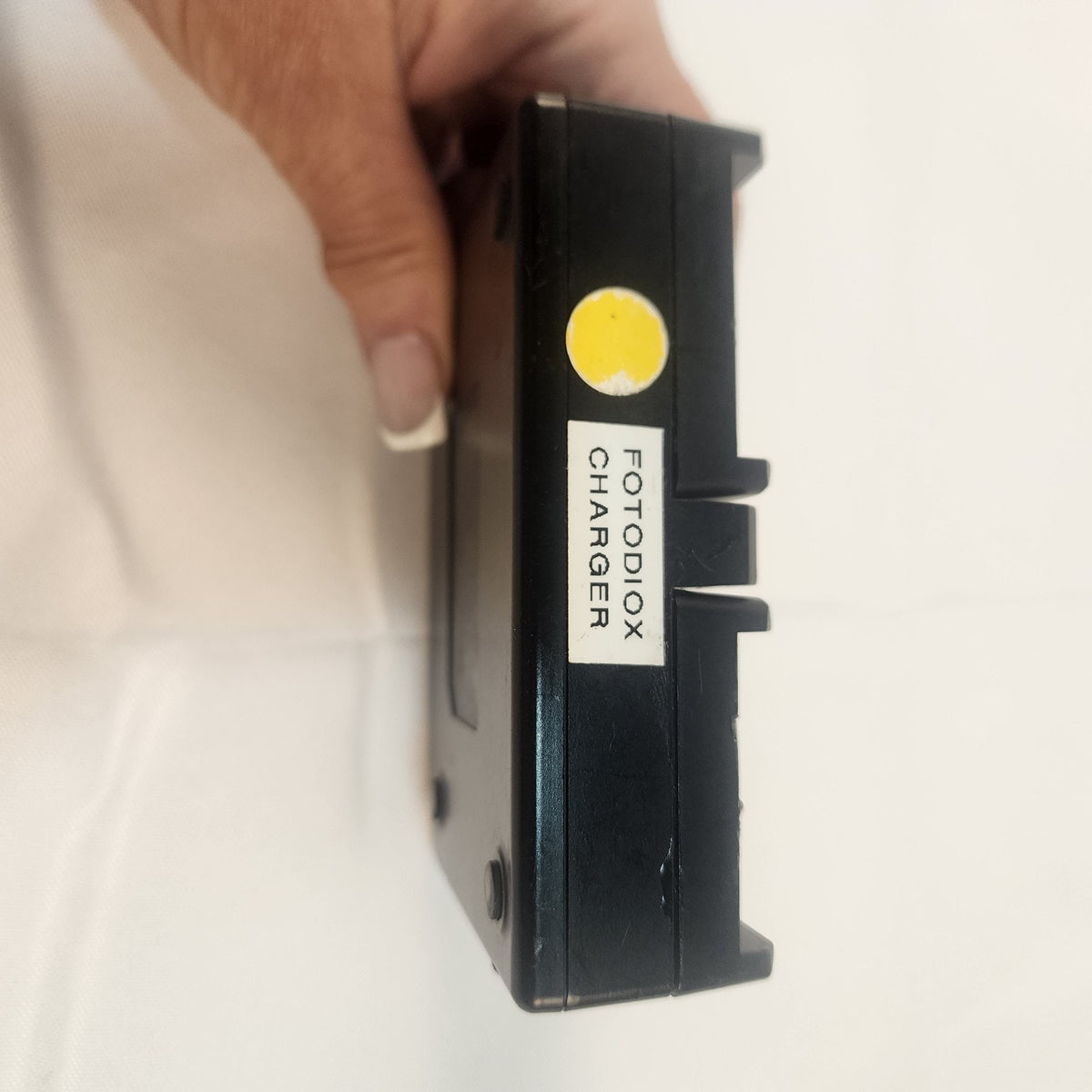 FotodioX OEM Replacement Parts Battery Charger PN201 for NP-F550 7.4V 2200mAh