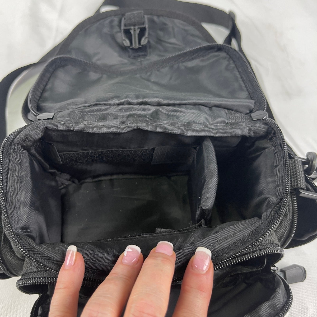 Tamrac Camera Bag Black Grey Padded Shoulder Strap DSLR Mirrorless Lens
