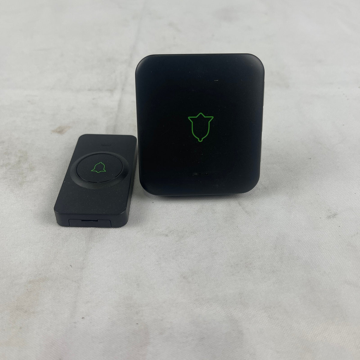 AVANTEK Model C Wireless Doorbell Chime Kit Plug-in Receiver Push Button Black